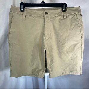 Lululemon Men's Commission Classic-Fit Short 9" Shorts Tan Khaki Golf Size 34